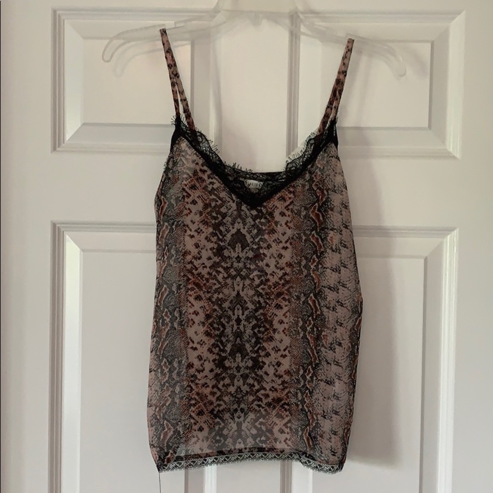 NWT Bloomingdale’s cami - Picture 2 of 3